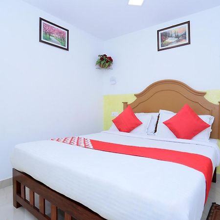 Oyo Flagship Hotel Munnar Kairali エクステリア 写真