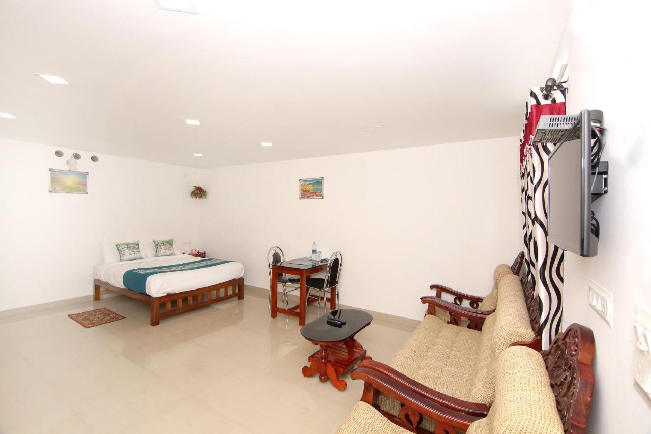 Oyo Flagship Hotel Munnar Kairali エクステリア 写真